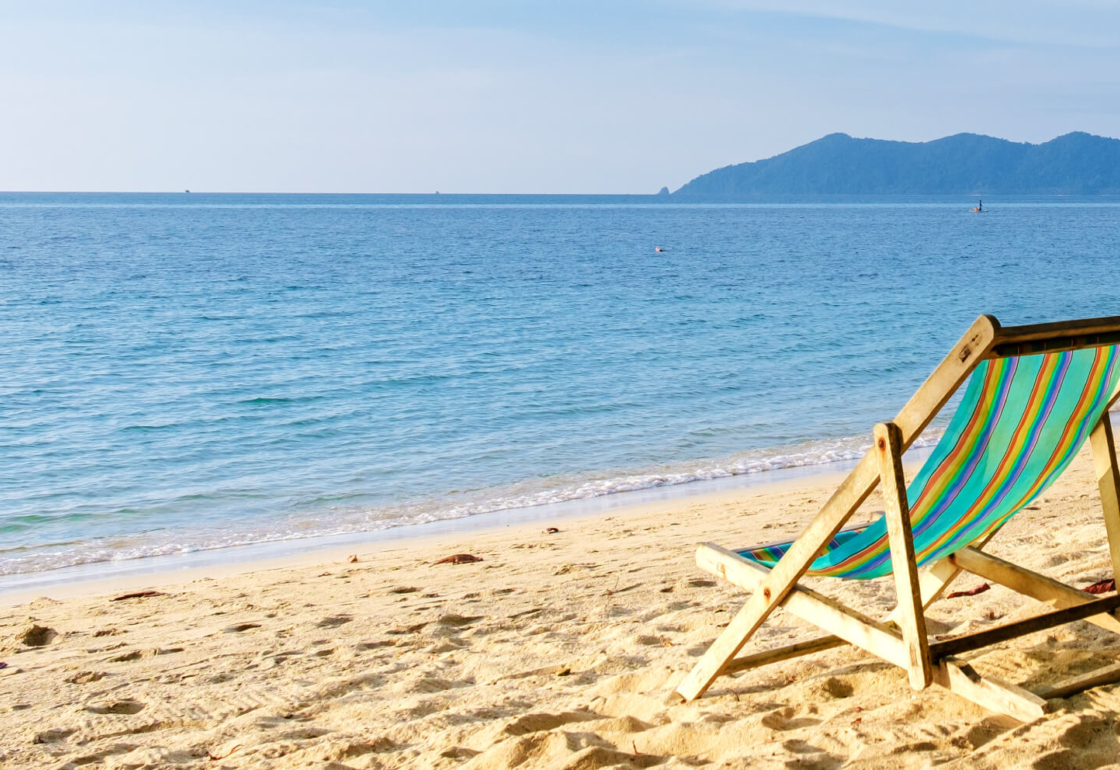 What happens to inheritance tax if someone dies outside the uk